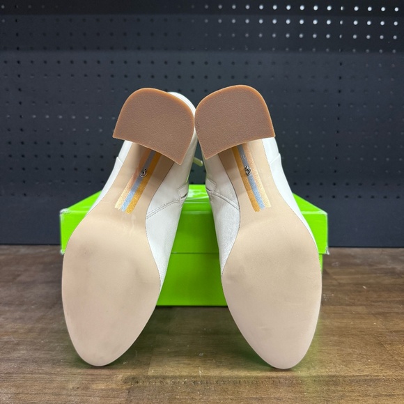 New W/ Box! Women's Sam Edelman Daria Ivory Leather Ankle Booties Size 11 - Picture 5 of 5